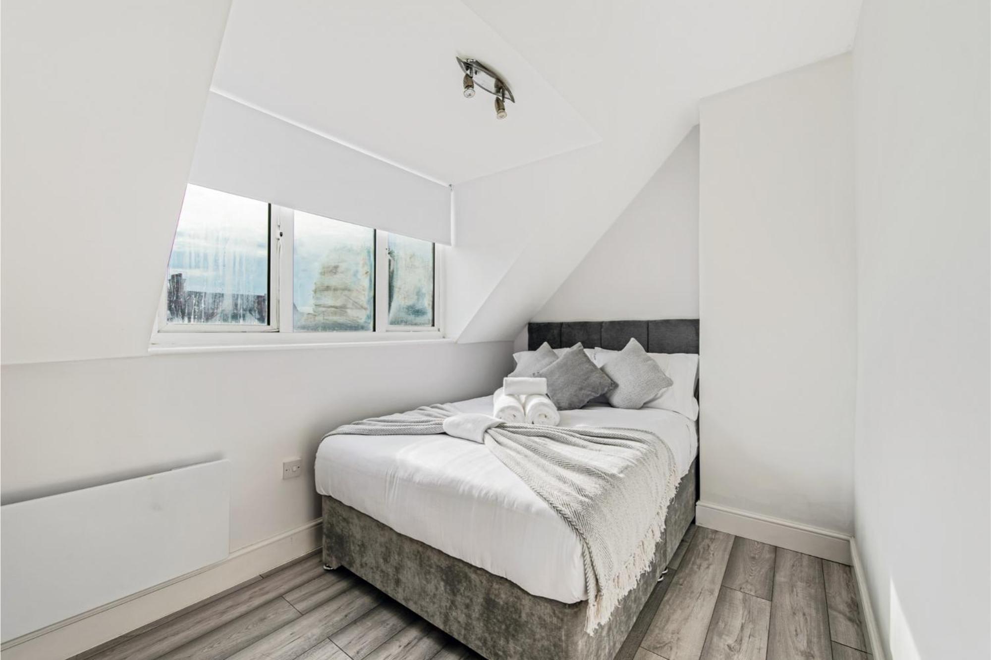 Sweet And Lovely 2Br With Free Parking ลอนดอน ภายนอก รูปภาพ
